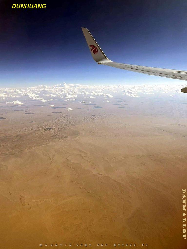 DUNHUANG - 002. Vue aerienne.jpg